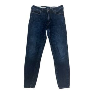 Pilcro and the Letterpress High-Rise Denim Leggings
Size: Women’s 27